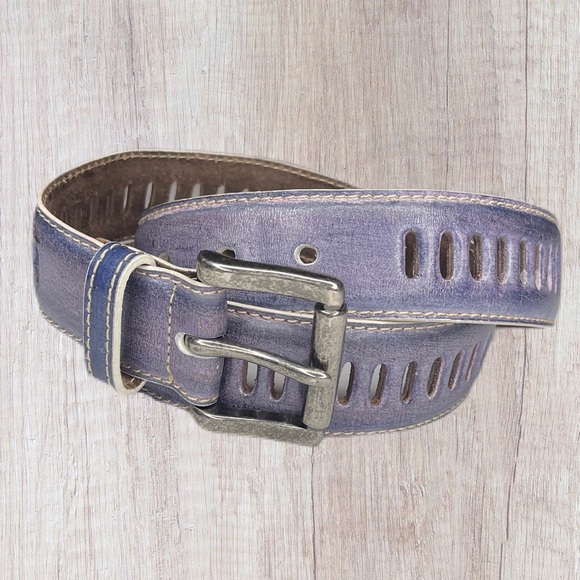 Cole Haan Other - Cole Haan Leather Belt with Solid Brass Buckle SZ Large
